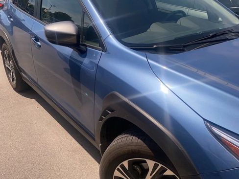 Used 2024 Subaru Crosstrek 2.0i Premium AWD/4WD image 2