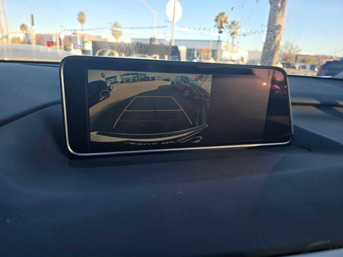 Used 2019 Lexus RX 450h AWD image 31