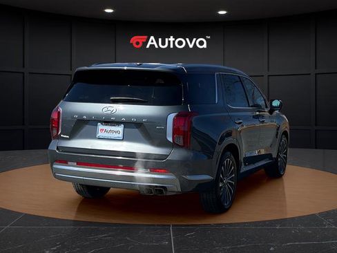 Used 2023 Hyundai Palisade Calligraphy w/ Cargo Package AWD/4WD image 5