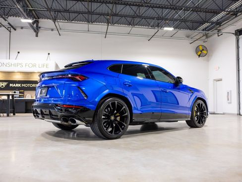 Used 2022 Lamborghini Urus image 4