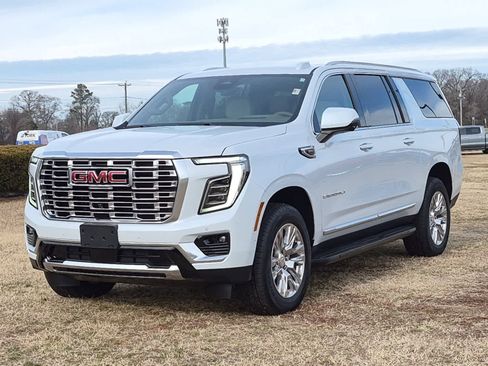 Used 2026 GMC Yukon XL Denali image 1