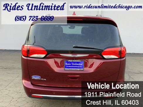 Used 2017 Chrysler Pacifica Touring-L Plus w/ Advanced Safetytec Group FWD image 35