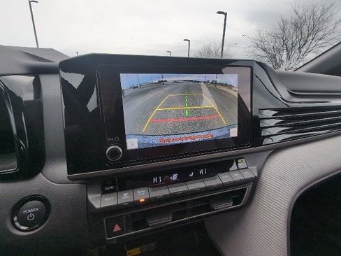 Certified 2025 Toyota Camry SE w/ Convenience Package image 13