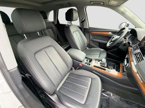 Used 2023 Audi Q5 2.0T Premium Plus AWD/4WD image 14