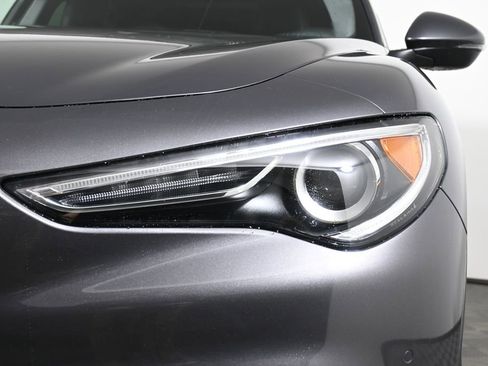 Used 2019 Alfa Romeo Stelvio Ti Lusso w/ Quick Order Package 22X Lusso image 10