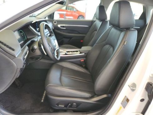 Used 2022 Hyundai Sonata Limited image 17