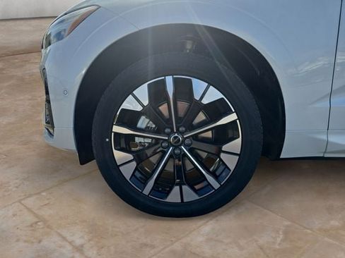 New 2026 Volvo XC60 B5 Plus w/ Protection Package Premier AWD/4WD image 14