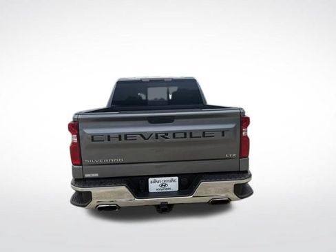 Used 2020 Chevrolet Silverado 1500 LTZ AWD/4WD image 4