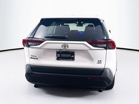 Certified 2024 Toyota RAV4 LE AWD/4WD image 6
