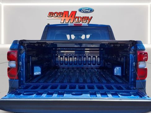 Used 2023 Ford Maverick Lariat w/ Lariat Luxury Package FWD image 9