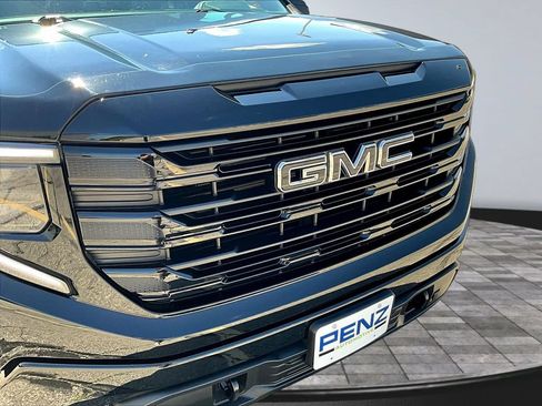 Used 2023 GMC Sierra 1500 Elevation AWD/4WD image 36