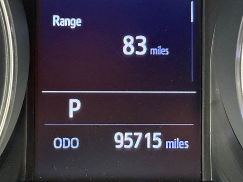 Used 2019 Toyota C-HR Limited FWD image 29