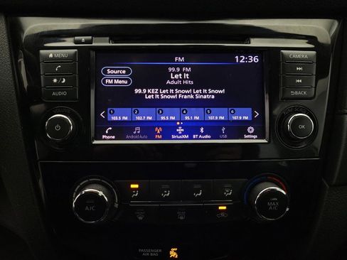 Used 2019 Nissan Rogue S image 25