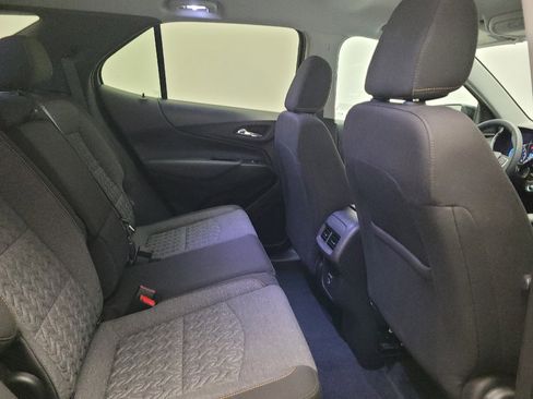 Used 2023 Chevrolet Equinox LT FWD image 19