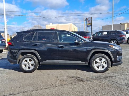 Certified 2021 Toyota RAV4 XLE image 8