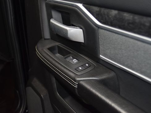 Used 2022 RAM 2500 Big Horn w/ Level C Equiment Group image 45