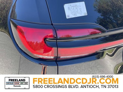 New 2026 Chrysler Pacifica Limited w/ S Appearance Package image 10