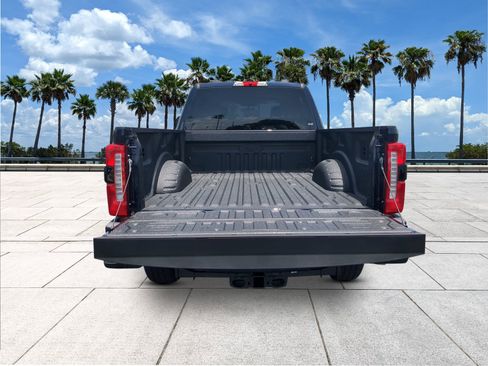 New 2025 Ford F250 XLT w/ Black Appearance Package image 10