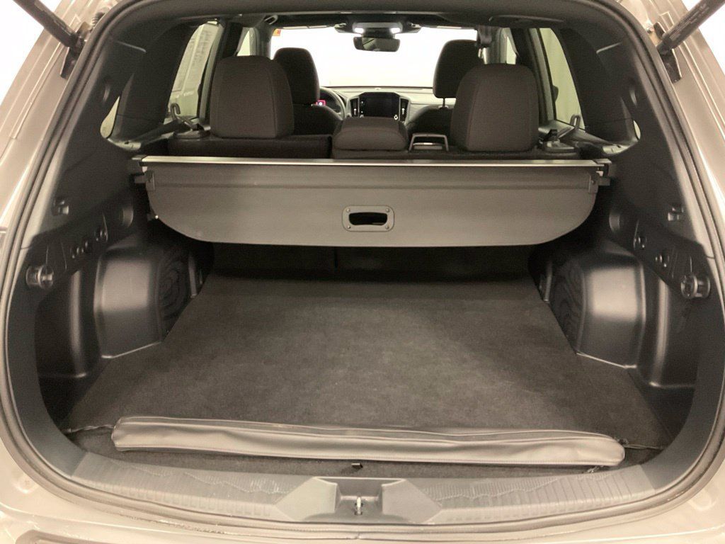 Used 2026 Subaru Forester Premium AWD/4WD image 12