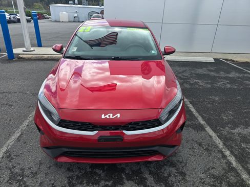 Used 2023 Kia Forte LXS FWD image 8