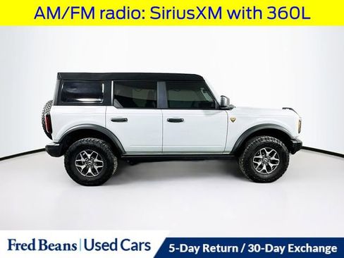 Certified 2023 Ford Bronco Badlands image 10
