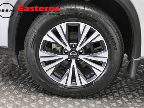 Used 2023 Toyota Corolla LE w/ Carpet Mat Package (TMS) FWD image 63
