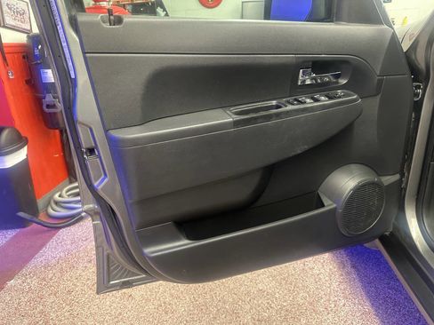 Used 2012 Jeep Liberty Sport w/ Popular Equipment Group image 18