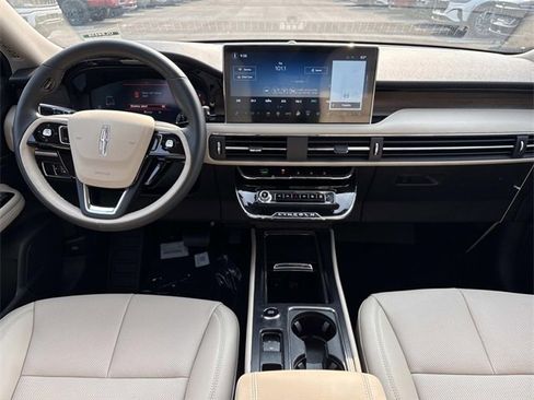 New 2025 Lincoln Corsair Grand Touring w/ Jet Appearance Package image 16