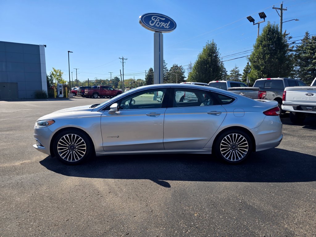 Used 2018 Ford Fusion Titanium FWD image 2