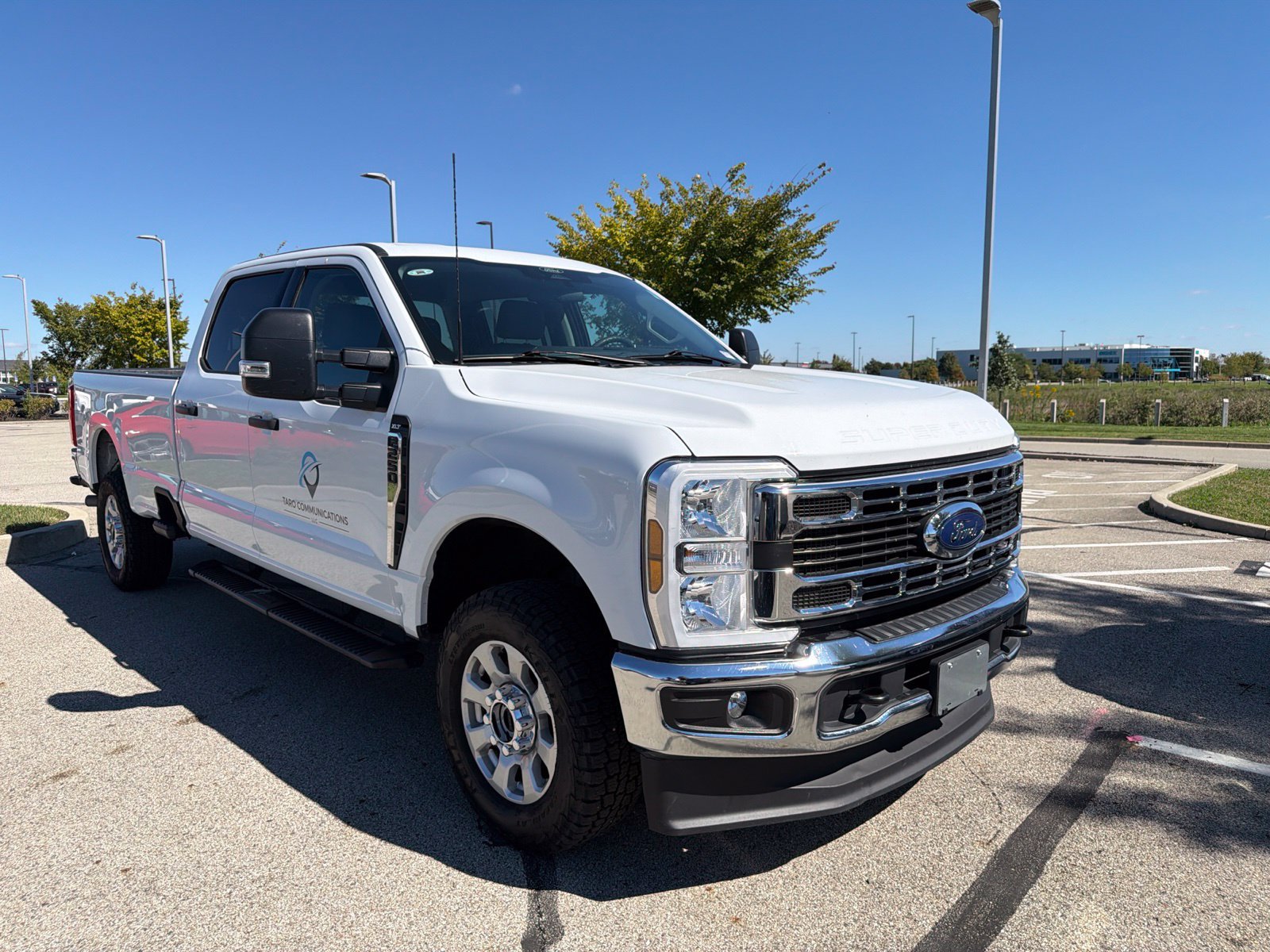 Used 2024 Ford F250 XLT AWD/4WD image 3