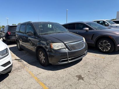 Used 2011 Chrysler Town & Country Touring w/ Driver Convenience Group