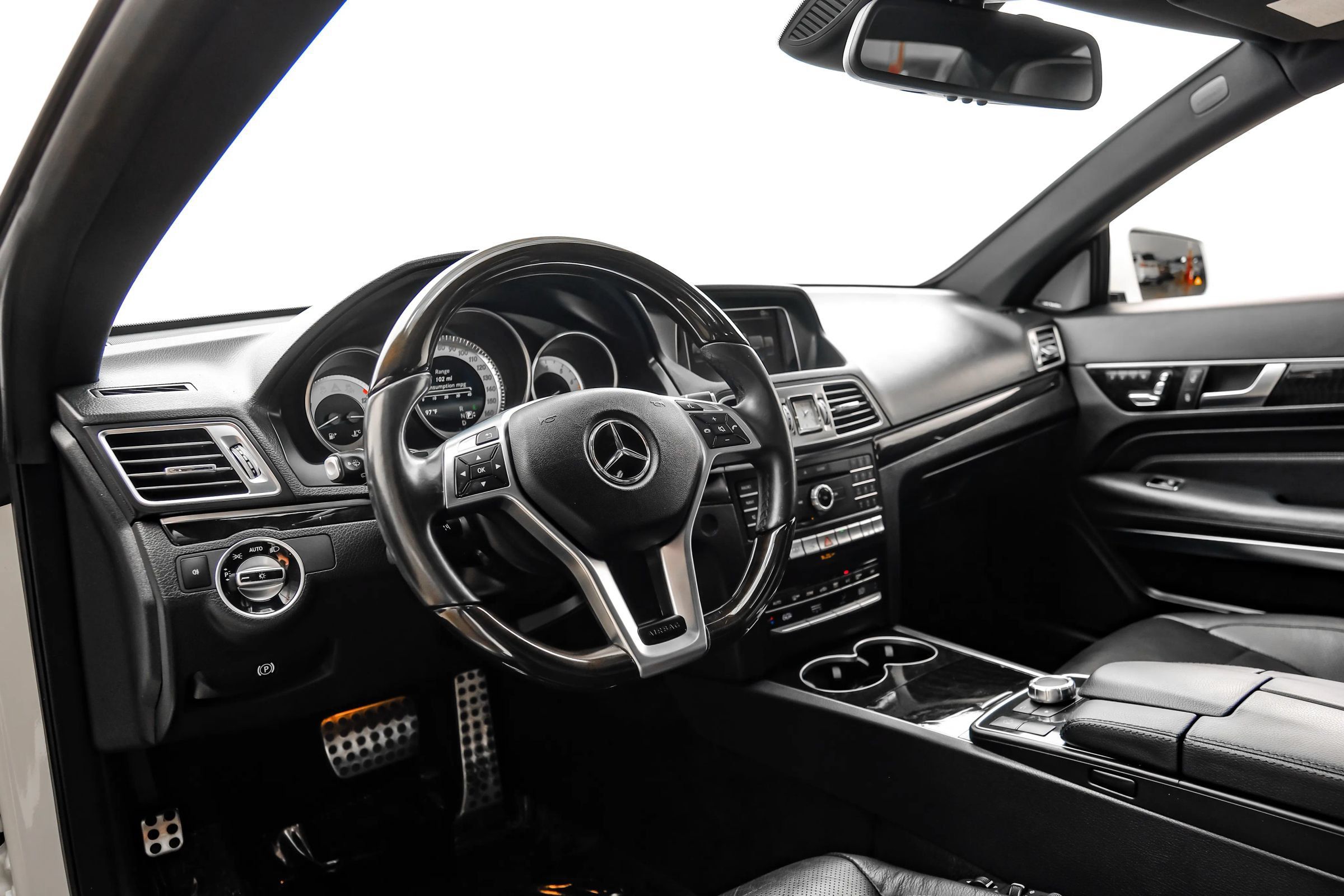 Used 2016 Mercedes-Benz E 400 Coupe image 11