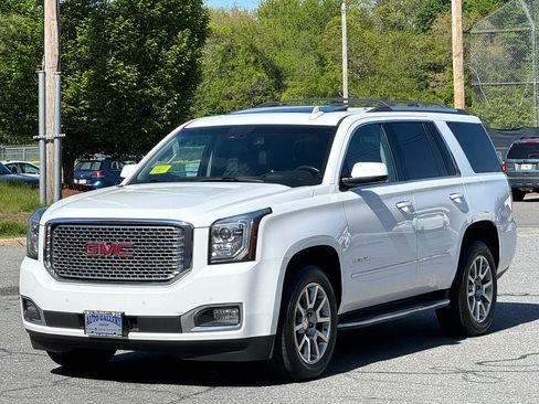 Used 2017 GMC Yukon Denali w/ Open Road Package image 3