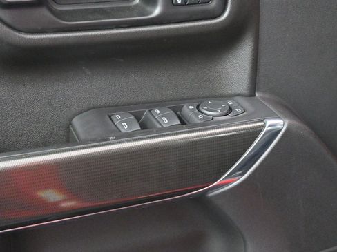 Used 2021 GMC Sierra 1500 AT4 w/ Technology Package AWD/4WD image 12