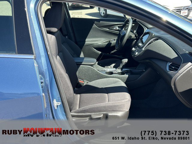 Used 2025 Chevrolet Malibu LT FWD image 24