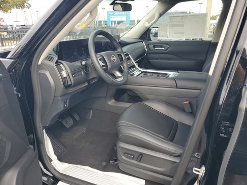 New 2026 Nissan Armada SV image 8