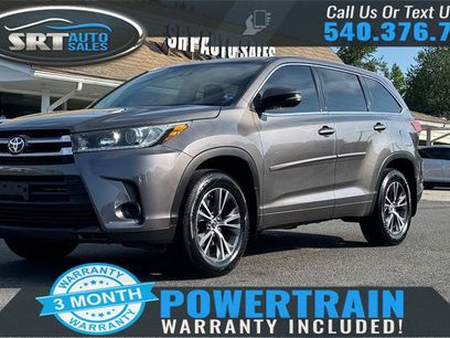 Used 2017 Toyota Highlander LE w/ Protection Package #3