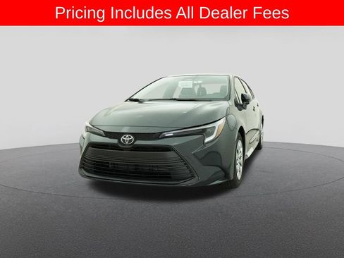 New 2026 Toyota Corolla LE FWD image 32