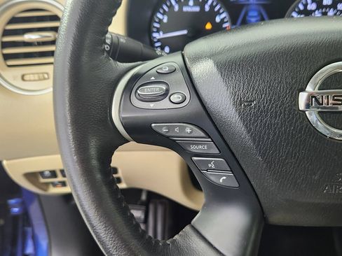 Used 2020 Nissan Pathfinder SL AWD/4WD image 22