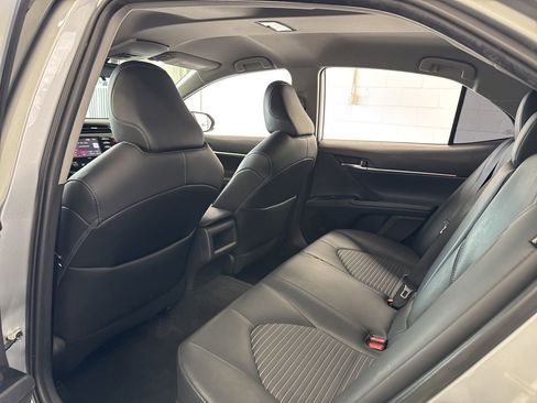 Used 2020 Toyota Camry SE AWD/4WD image 39