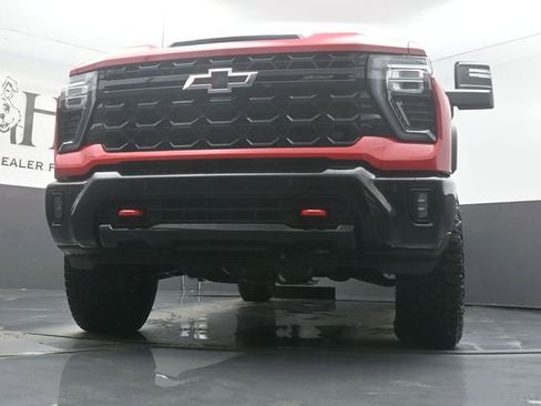 New 2026 Chevrolet Silverado 2500 ZR2 w/ LPO, Dark Essentials Package image 34