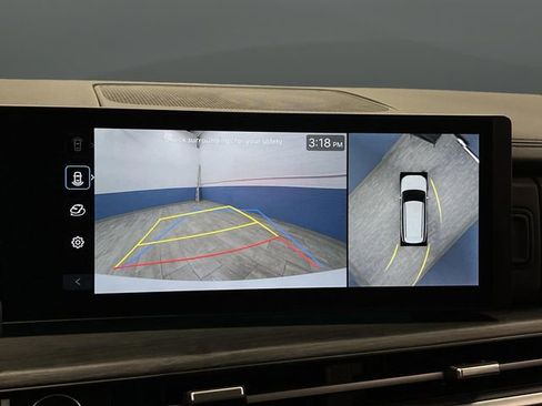 Used 2024 Hyundai Santa Fe Limited image 11