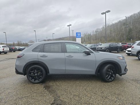 Used 2025 Honda HR-V Sport image 15
