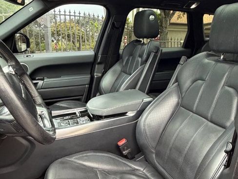 Used 2015 Land Rover Range Rover Sport HSE image 18