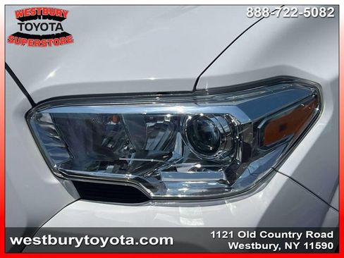 Certified 2023 Toyota Tacoma SR AWD/4WD image 9
