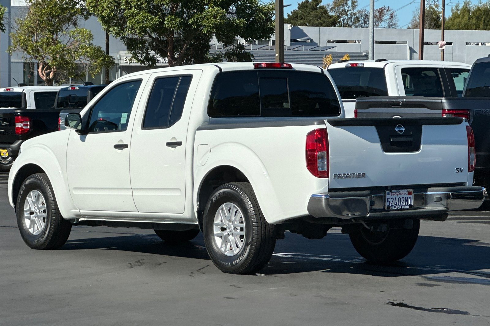 Used 2014 Nissan Frontier SV RWD image 6