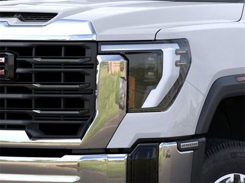 New 2025 GMC Sierra 2500 Pro w/ Convenience Package image 10