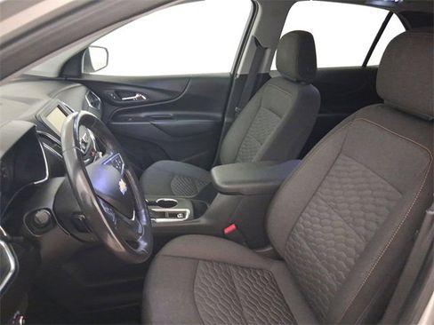 Used 2019 Chevrolet Equinox LT image 12