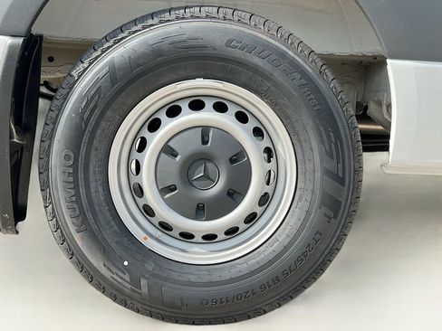 New 2025 Mercedes-Benz Sprinter 2500 image 22