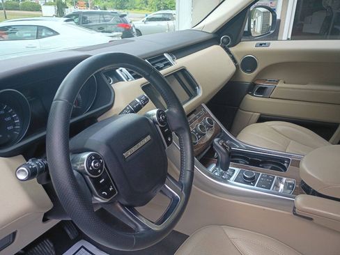 Used 2014 Land Rover Range Rover Sport HSE AWD/4WD image 12